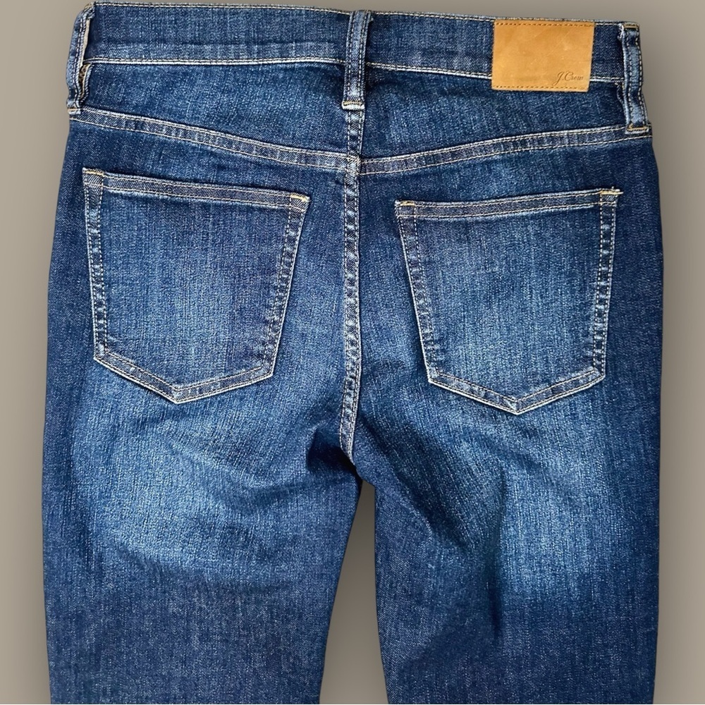 J. Crew ‘9” Demi-Boot Crop Jean’ in “Dark Worn Wash” Size 26 - Picture 10 of 16
